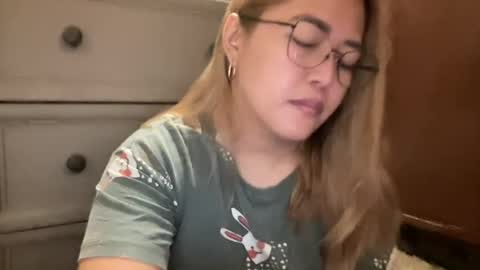 Curvy online show from August 14, 3:37 pm