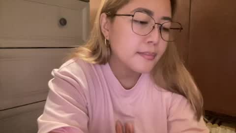 Curvy online show from August 17, 2:55 pm