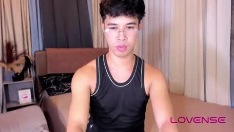 asiancum_peter online show from July 18, 2:23 am