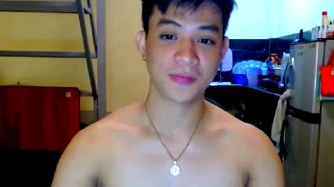 asiandreamboyx online show from August 8, 6:13 am