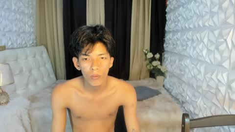 asiankingfucker online show from June 20, 12:49 pm