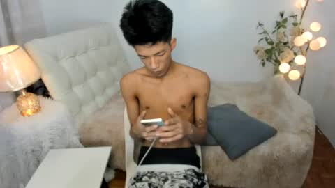 asiankingfucker online show from July 8, 4:55 pm