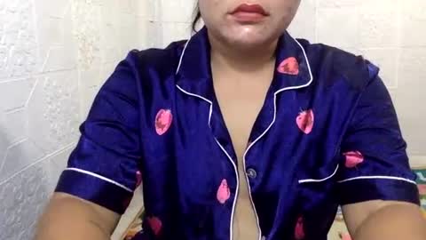 kates room online show from June 25, 5:05 pm
