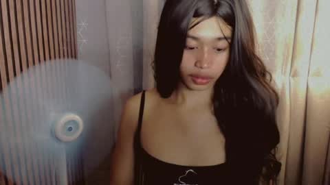 kisses online show from July 24, 8:17 am