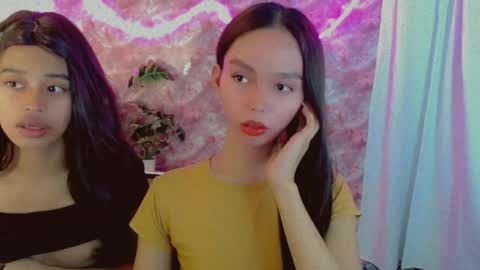 kisses online show from July 25, 6:23 pm
