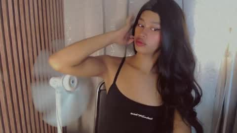 kisses online show from July 30, 9:05 am