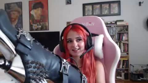 Alice online show from July 29, 6:04 pm