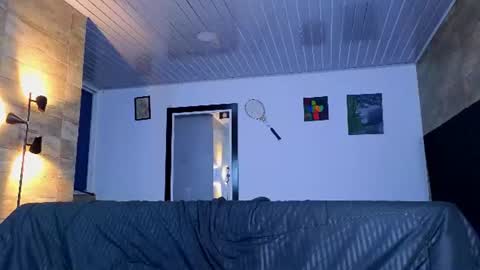asmodeo cox   Please help me reach 50 thumbs up online show from July 6, 2:04 am