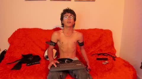asmodeus_goetia_cs online show from August 11, 10:01 pm