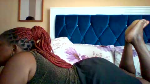 FLORAH DANIEL online show from July 28, 11:27 am