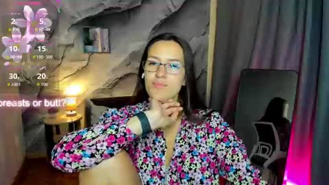 Asti online show from August 13, 1:41 am