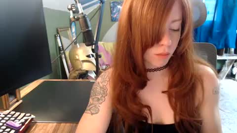 AstraeaSiren online show from June 26, 4:32 pm