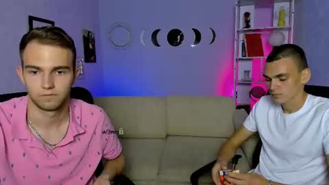 astren online show from August 7, 4:29 pm