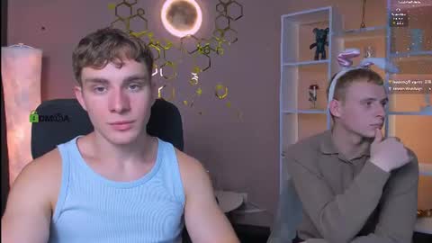 astren online show from August 10, 11:28 pm