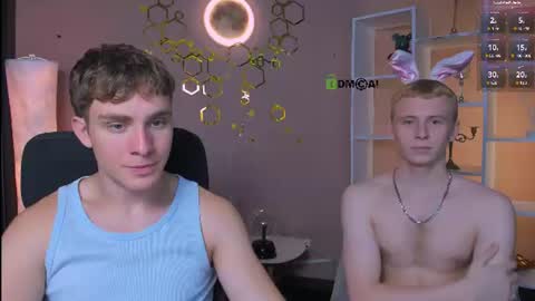 astren online show from August 11, 1:40 am