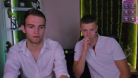 astren online show from August 13, 9:18 pm