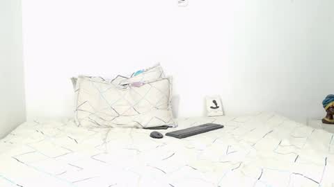 Astrid online show from July 2, 5:14 pm