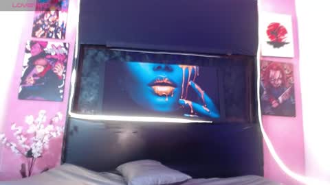 astrid_cardenas online show from August 9, 4:46 am