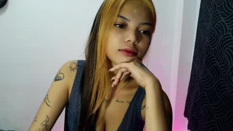 ate_girlxx online show from July 22, 11:51 pm