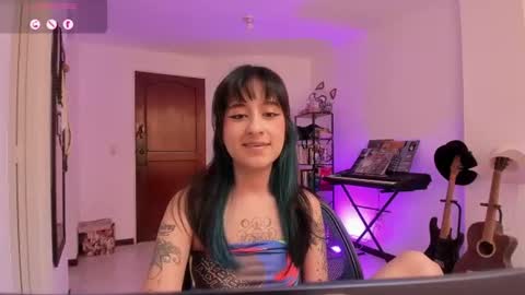 Atenea online show from July 27, 8:58 pm