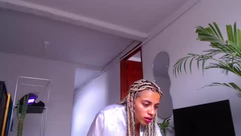 Atenea online show from August 4, 5:43 pm