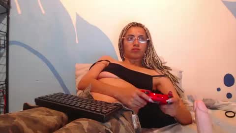Atenea online show from August 13, 12:57 am