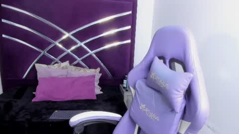 ateneaxht online show from August 4, 9:56 pm