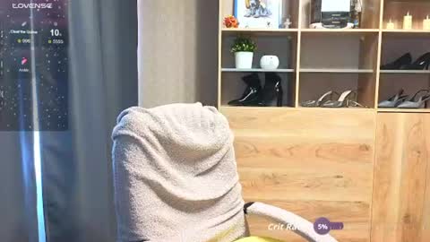 athena starry online show from August 3, 9:38 am