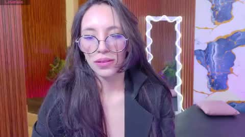 Atenea online show from August 14, 3:32 am