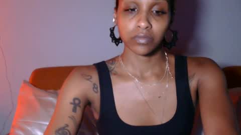 AtirahCali online show from August 15, 9:19 pm