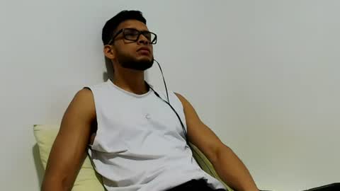 atorres21 online show from July 14, 3:44 am