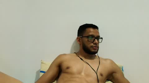 atorres21 online show from August 9, 9:32 am