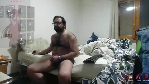 Bleakw85 online show from April 16, 1:02 am