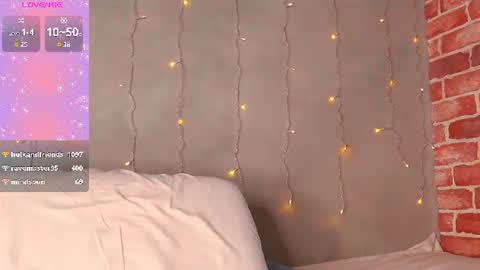 Sarah Doll online show from August 15, 1:26 pm