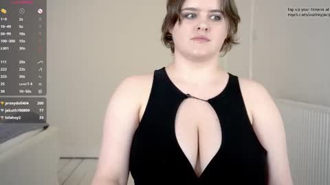 Audrey Jacq online show from July 18, 3:35 pm