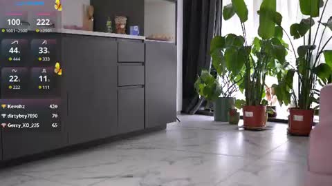 audreyzanne online show from August 7, 1:33 pm