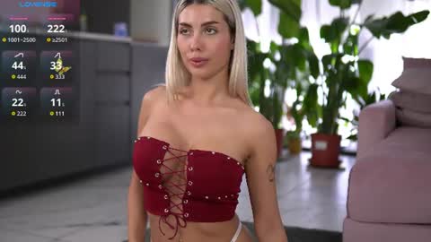 audreyzanne online show from August 11, 2:30 pm