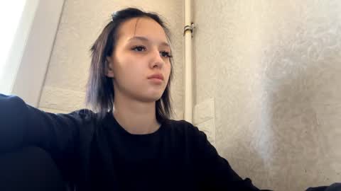 Naomi online show from April 7, 3:00 am