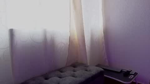 Aura online show from August 9, 5:47 pm