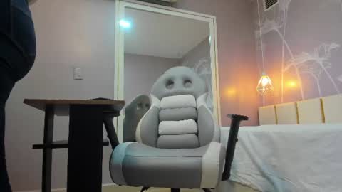 AURA online show from August 15, 6:12 pm