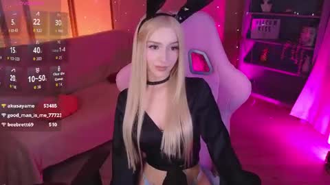Aura online show from August 15, 2:48 am
