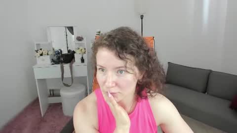 Aurelia online show from July 6, 7:33 am