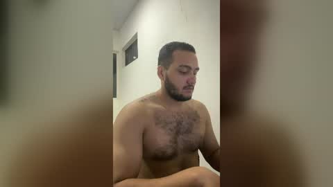 aurelio_pryce online show from August 15, 5:22 am