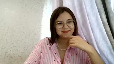 aurora_breeze online show from August 3, 10:11 am