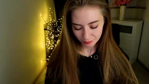 aurora_evil online show from March 23, 10:09 am