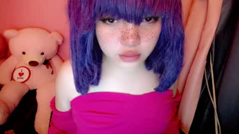 aurora_more online show from August 10, 12:39 pm