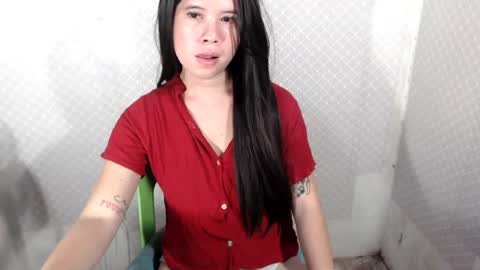 aurora xoxo online show from August 13, 6:00 pm
