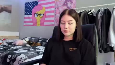 Alisha online show from August 13, 5:32 am