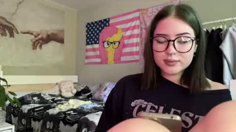 Alisha online show from August 18, 7:03 am