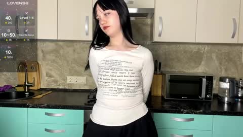Alice online show from April 6, 8:51 am
